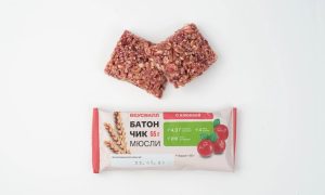 Батончик-мюсли с клюквой