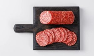 Колбаса сырокопченая полусухая Классическая 160 гр