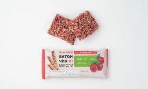 Батончик-мюсли с клюквой
